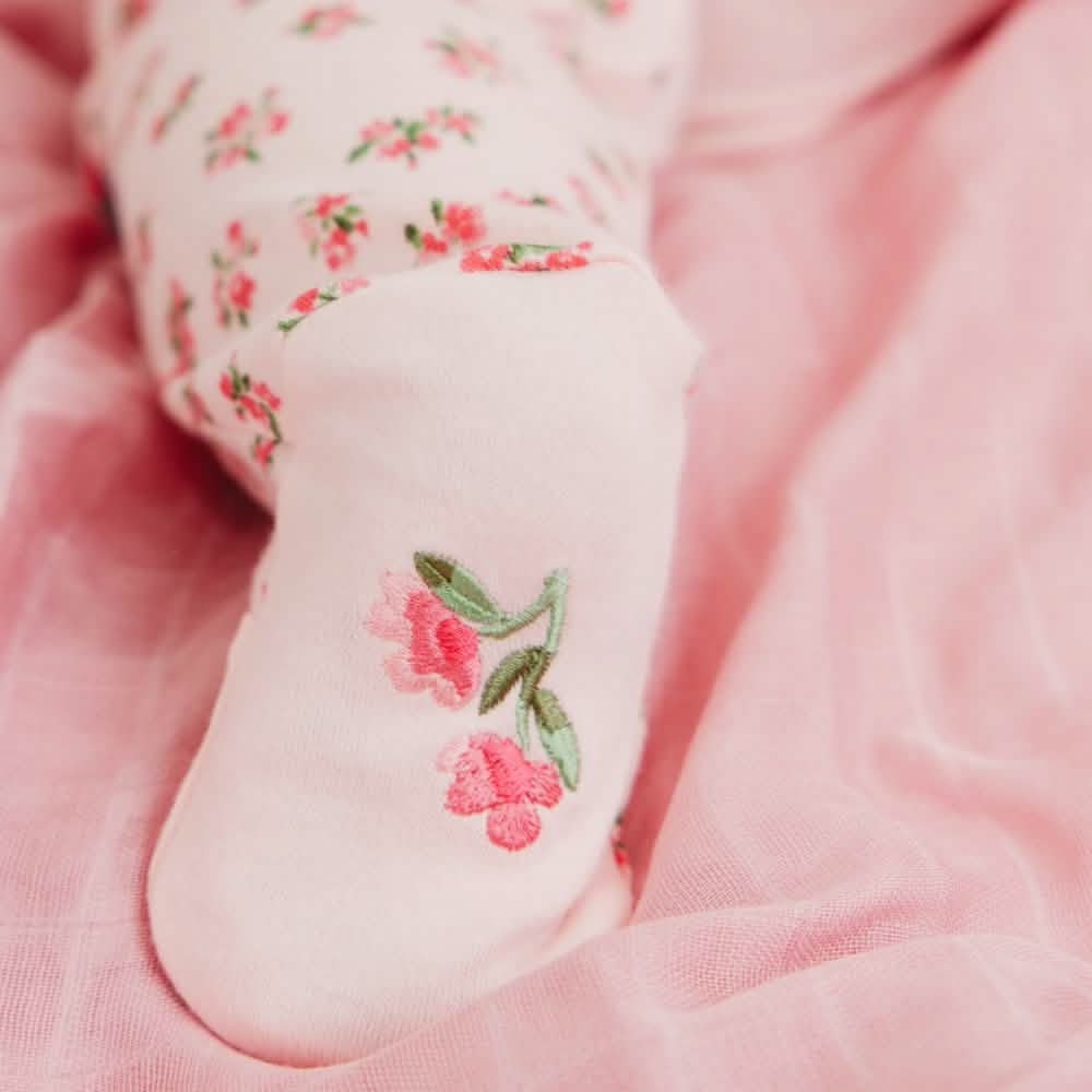 bouquet de fleurs organic cotton magnetic parent favorite footie - re-loved - Image 4