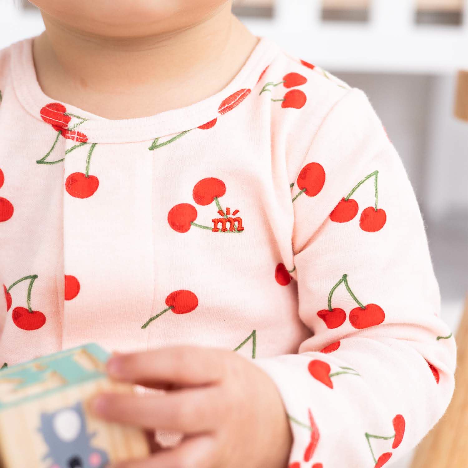 cherry pinkin' organic cotton magnetic footie - re-loved - Image 4