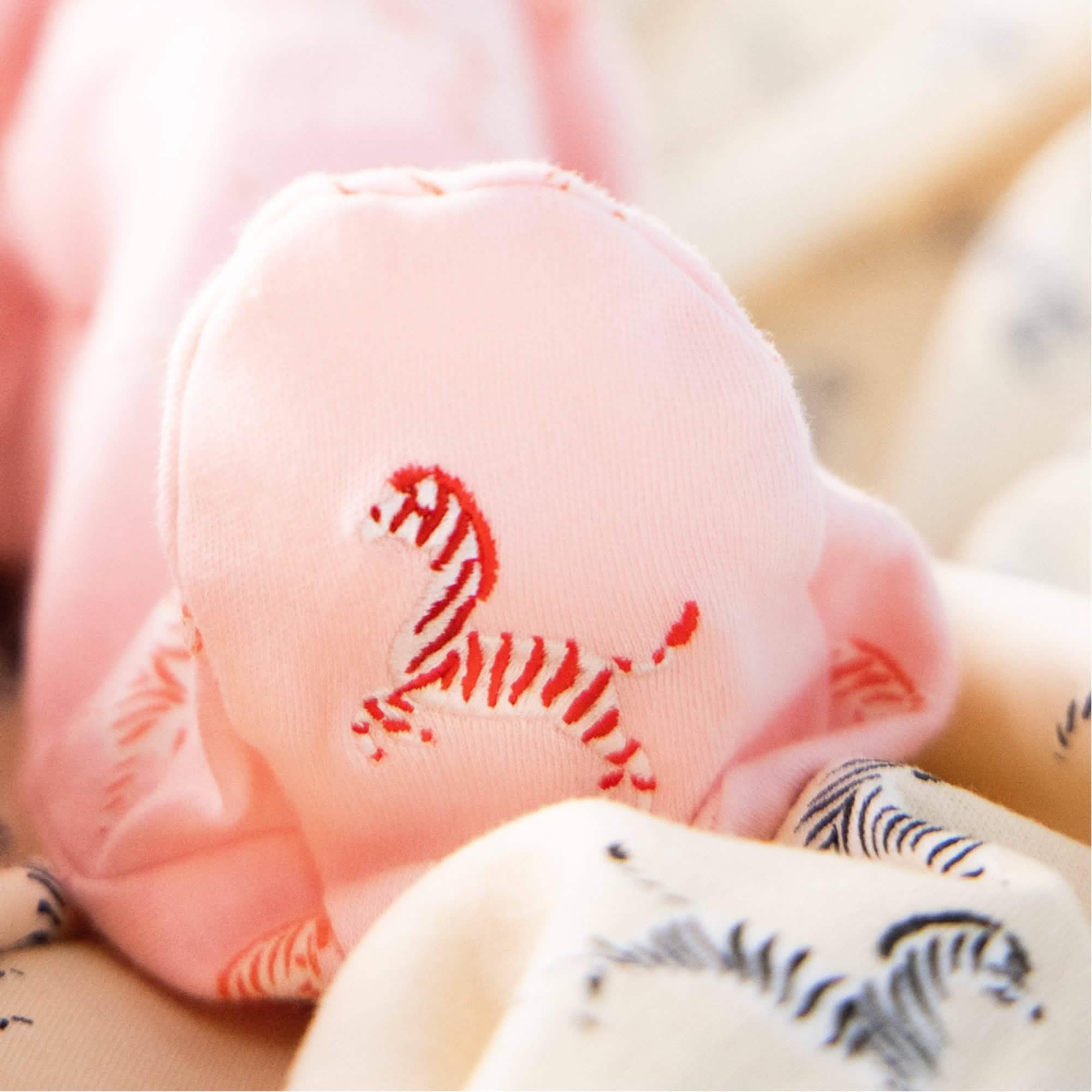 game for play organic cotton magnetic parent favorite footie | pink - re-loved - Image 3