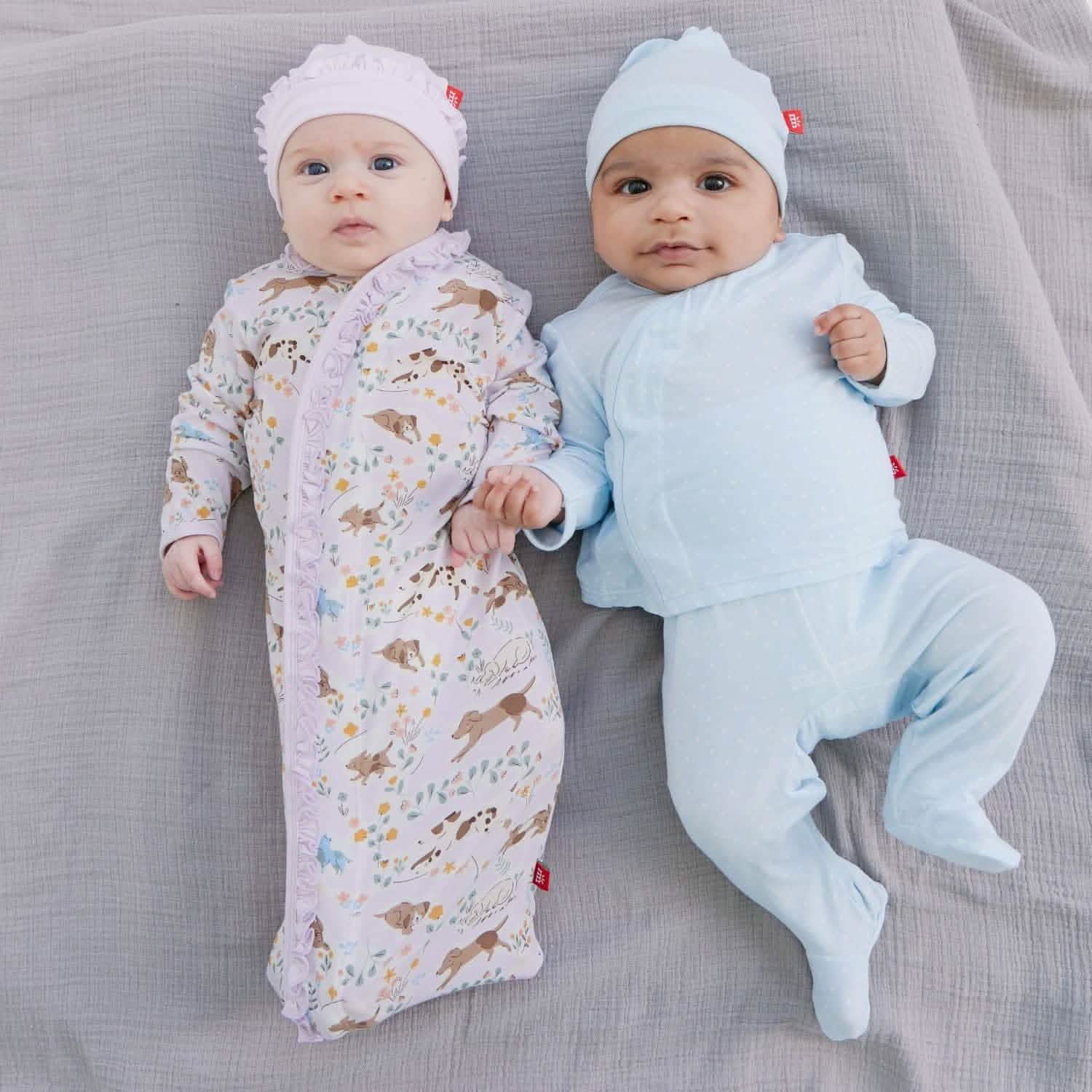 Magnetic Gown & Hat Set with Ruffle - Image 3