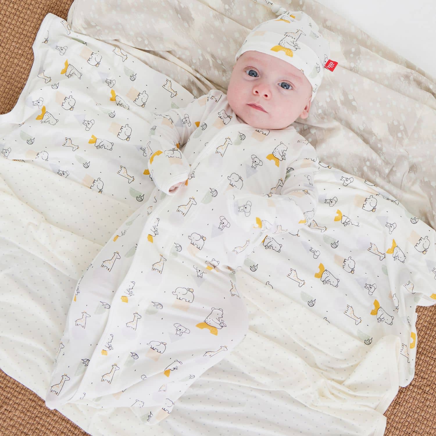Magnetic Gown & Hat Set - Image 2