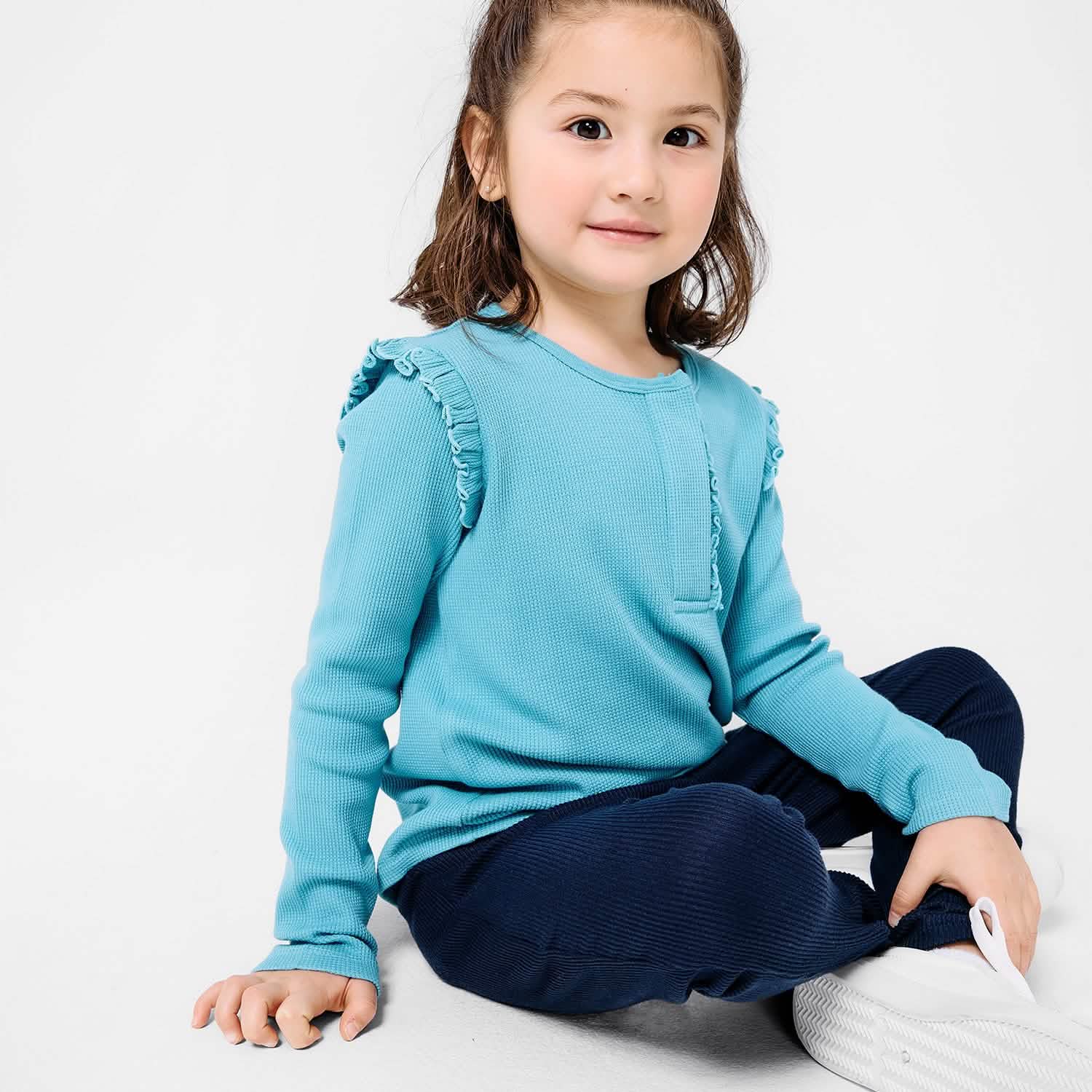 Magnetic Long Sleeve Shirt with Ruffle - Image 4