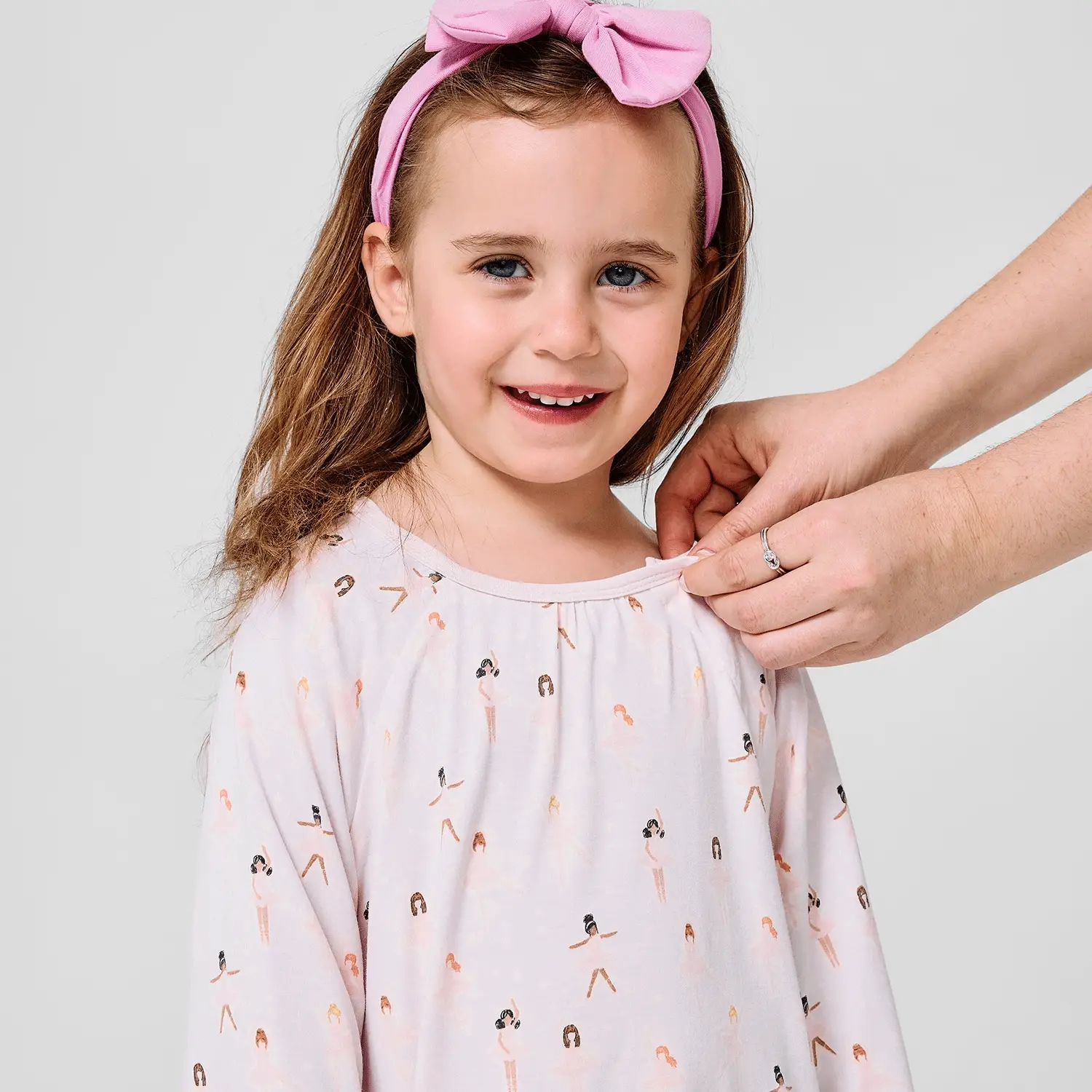 Magnetic Nightgown - Image 4