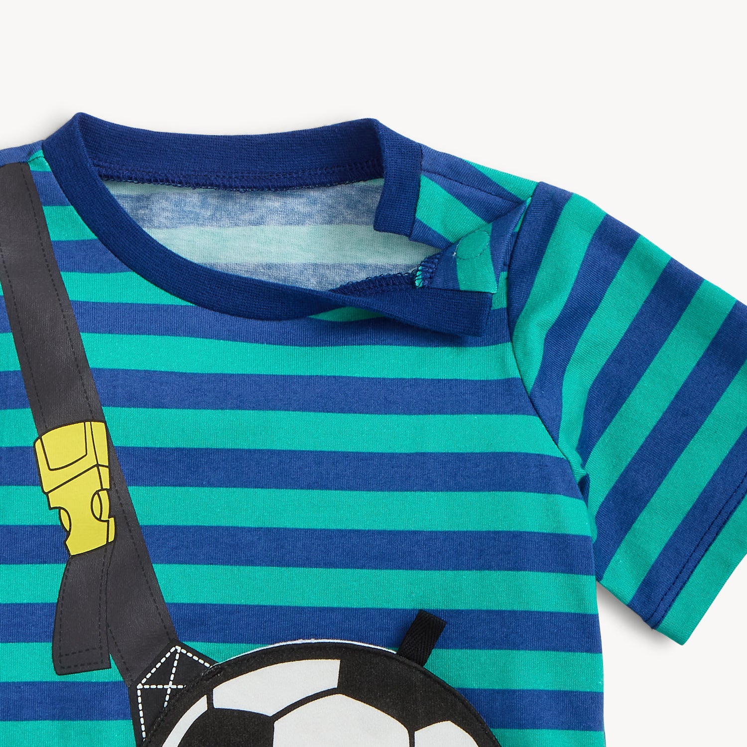 Magnetic Peek-A-Pocket T-Shirt & Shorts Set - Image 4