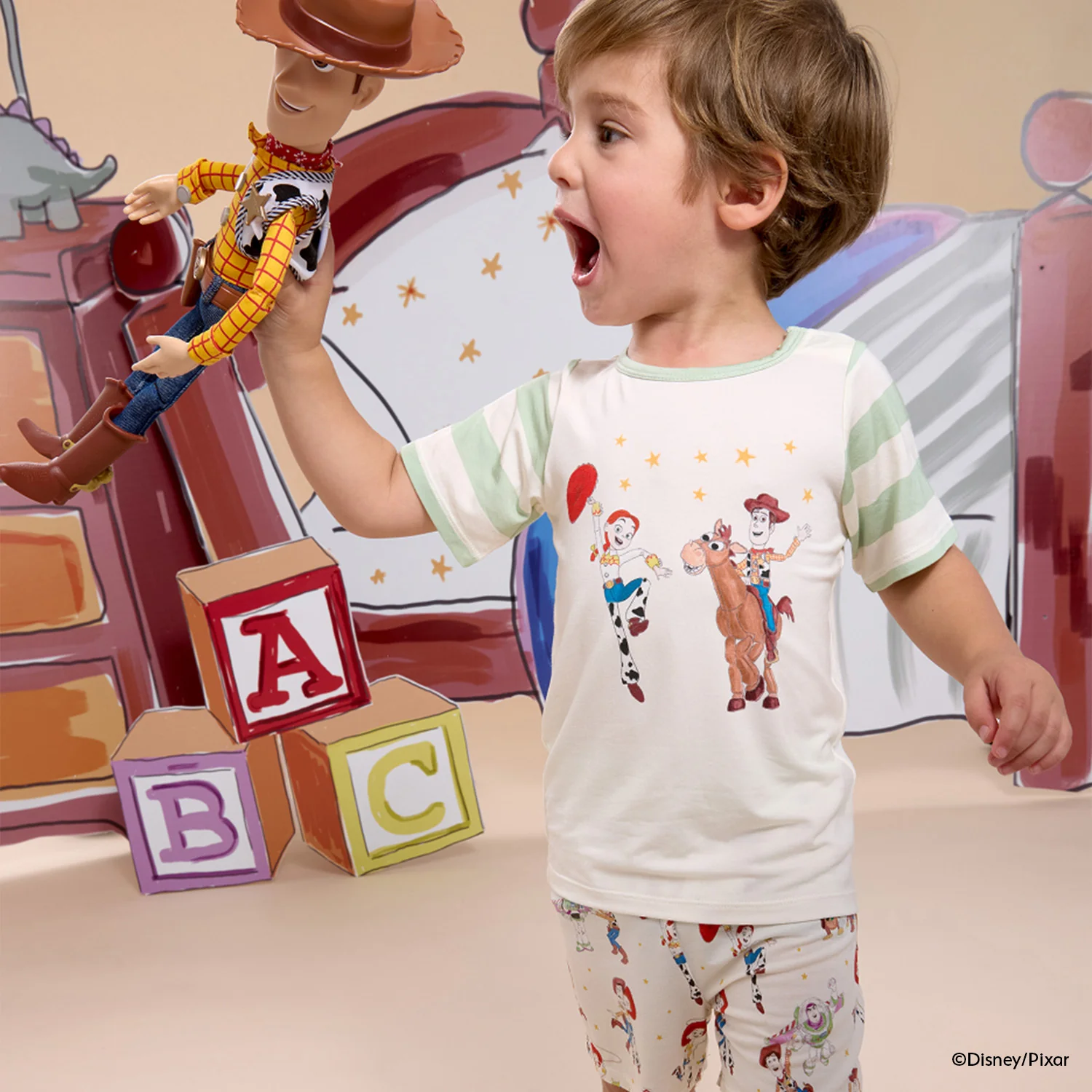 Magnetic Top & Short Set - Image 4