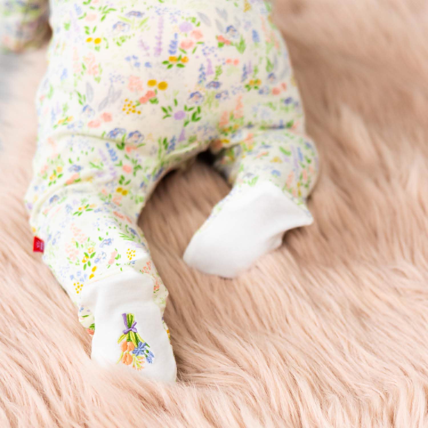 provence organic cotton magnetic footie - re-loved - Image 3
